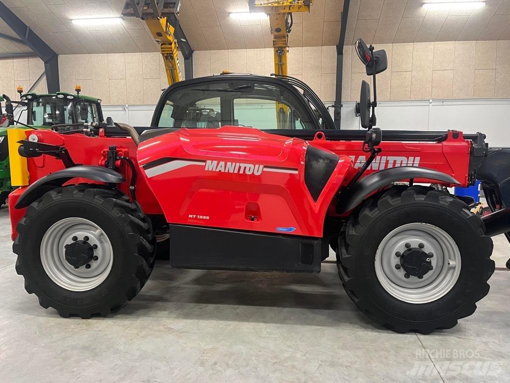 Manitou MT 1335 伸縮臂操作車