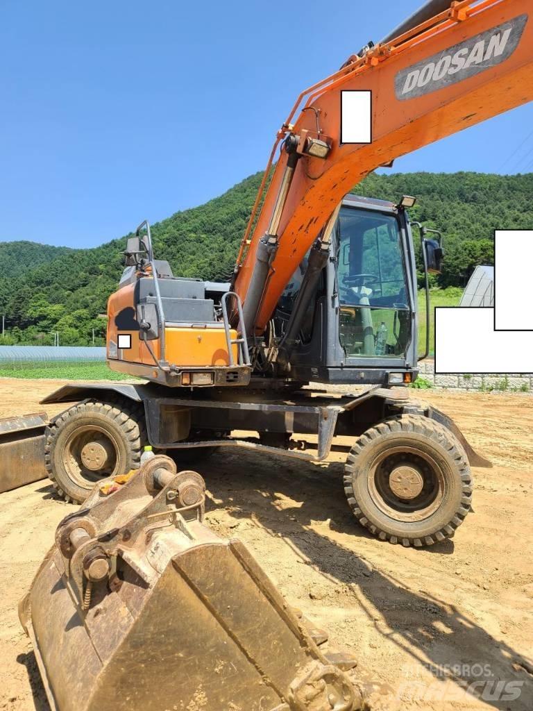 Doosan DX 140 W 旋轉式挖土機/掘鑿機/挖掘機