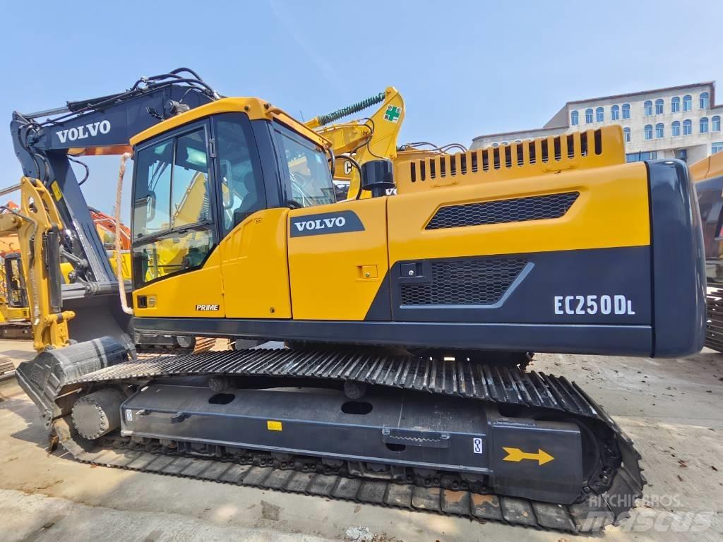 Volvo EC 250 D L 履帶式 挖土機/掘鑿機/挖掘機