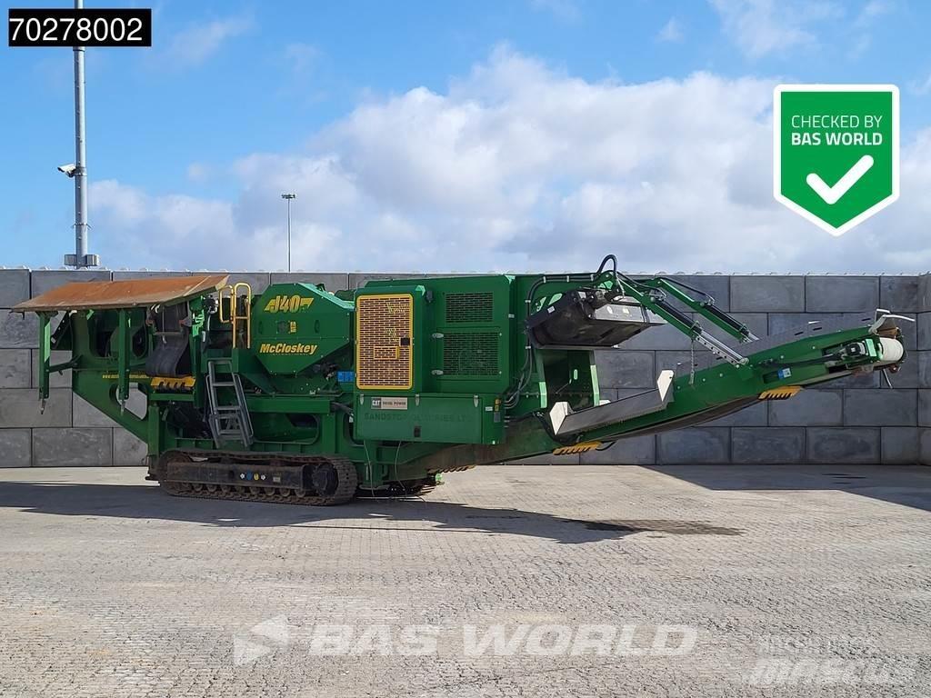 McCloskey J40 V2 移動式壓碎機
