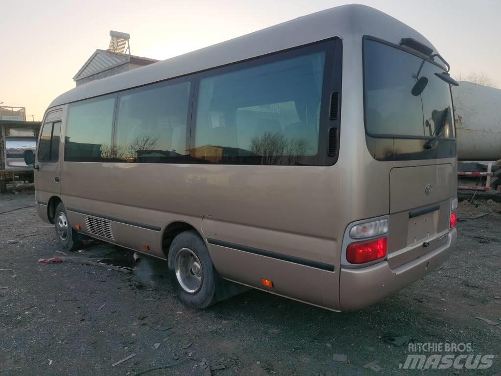 Toyota Coaster Bus 迷你巴士