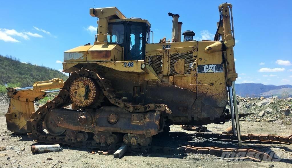 CAT D 11 R 履帶推土機