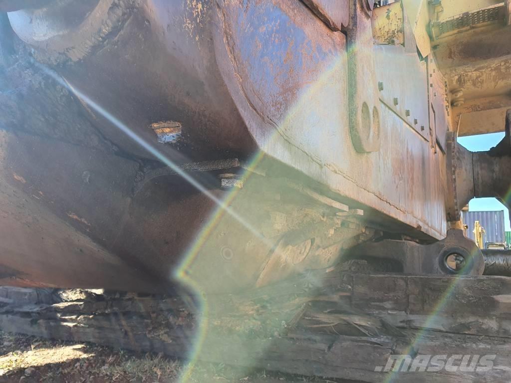 CAT D 11 R 履帶推土機