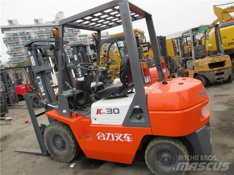 Heli FD 30 柴油卡車