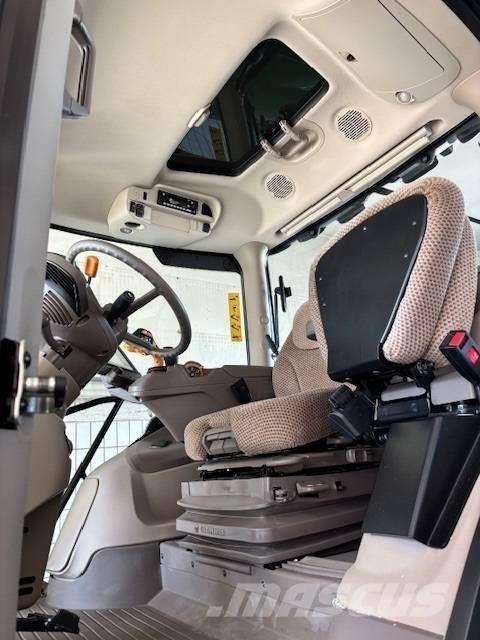 John Deere 6130R 曳引機