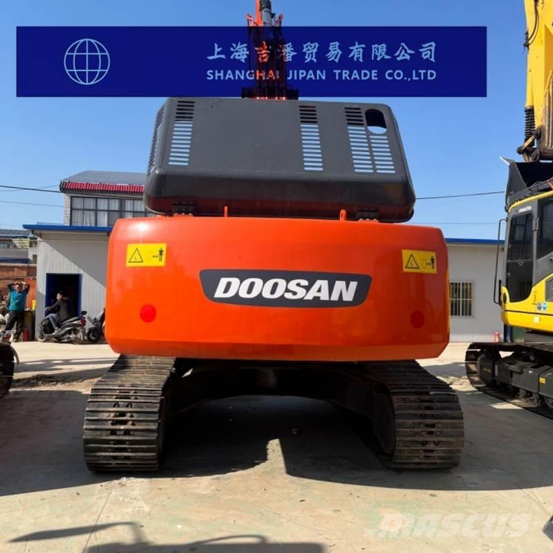 Doosan DX 300 履帶式 挖土機/掘鑿機/挖掘機