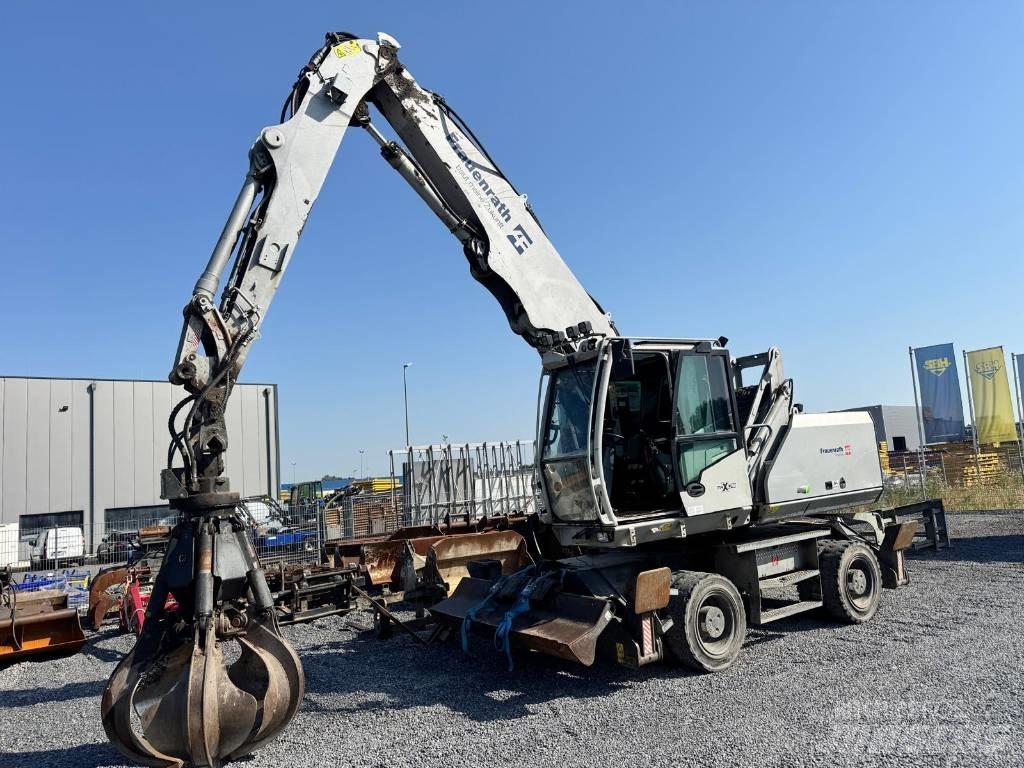 Sennebogen 818 廢棄物/工業用操作車
