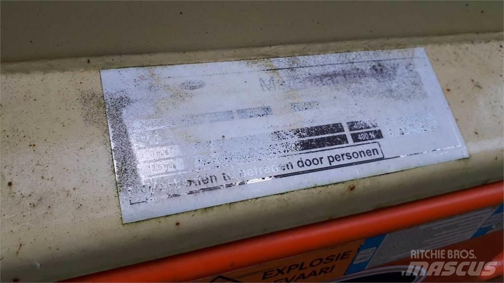 JLG 2646ES 剪式升降機