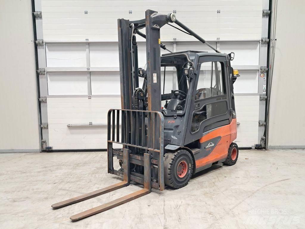 Linde E25-01 電動堆高機