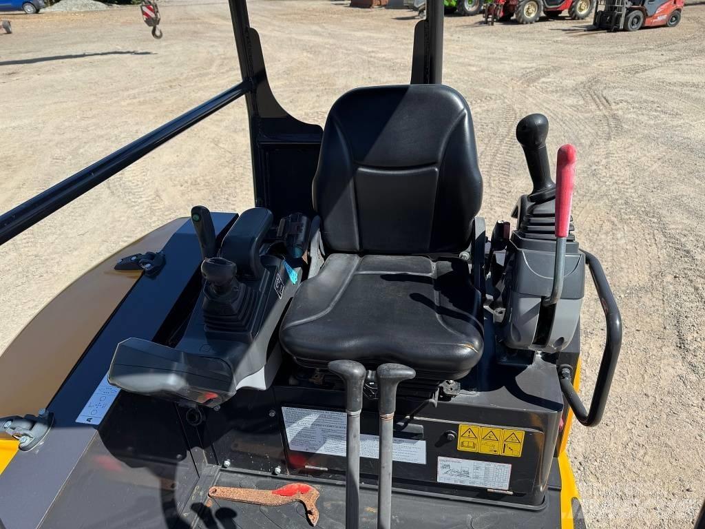 Kato imer HD33V5 小型挖土機/掘鑿機<7t(小型挖掘機)