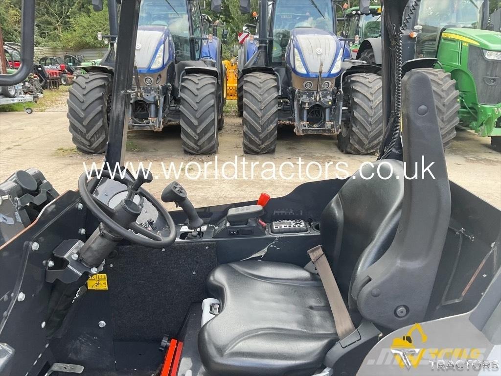 Bobcat L 28 小型裝載機
