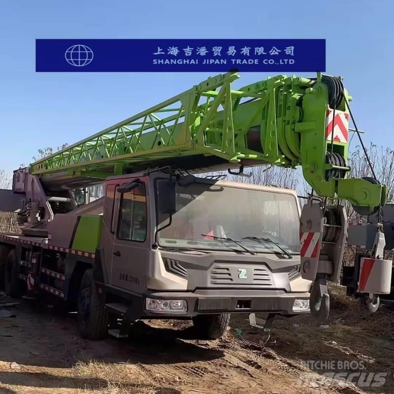 Zoomlion QY 30 V 全路面起重機/吊車