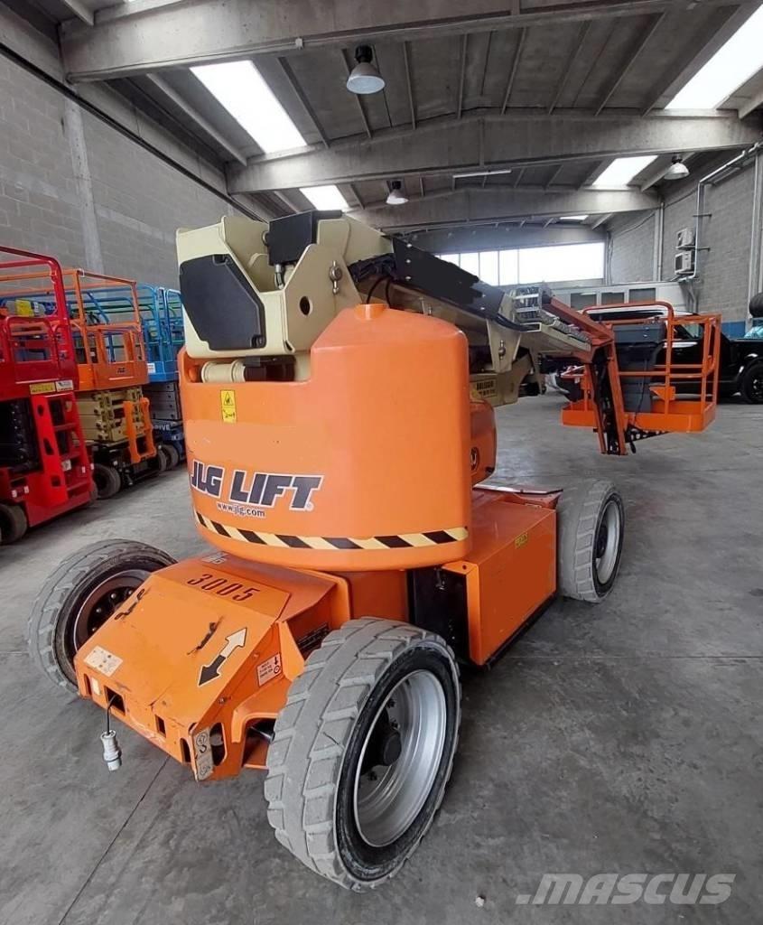 JLG E 450 AJ 曲臂高空作業車