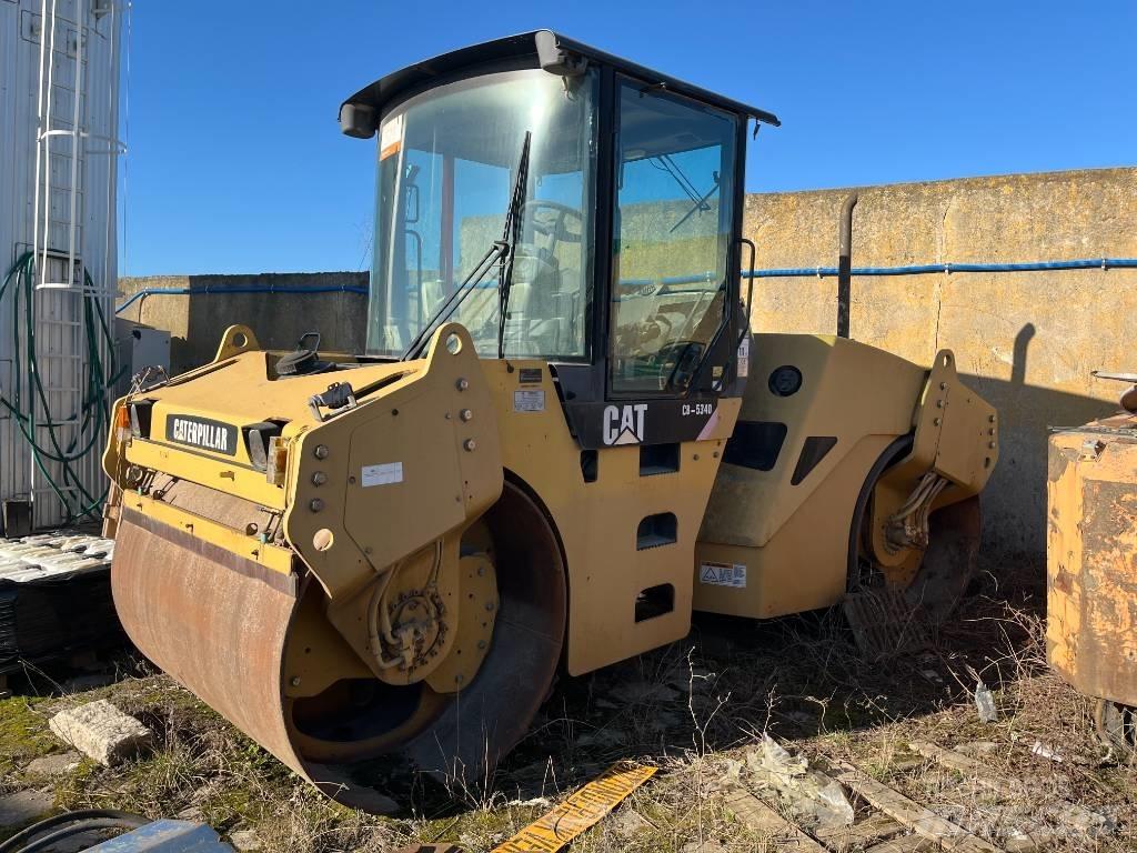 CAT CB 534 D 雙輪滾壓機