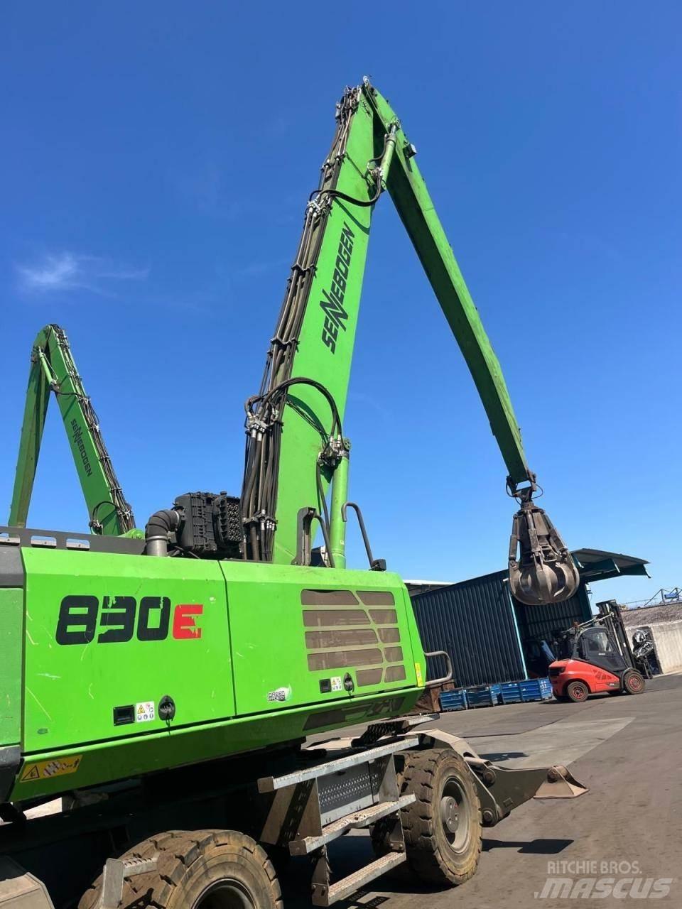 Sennebogen 830E 旋轉式挖土機/掘鑿機/挖掘機