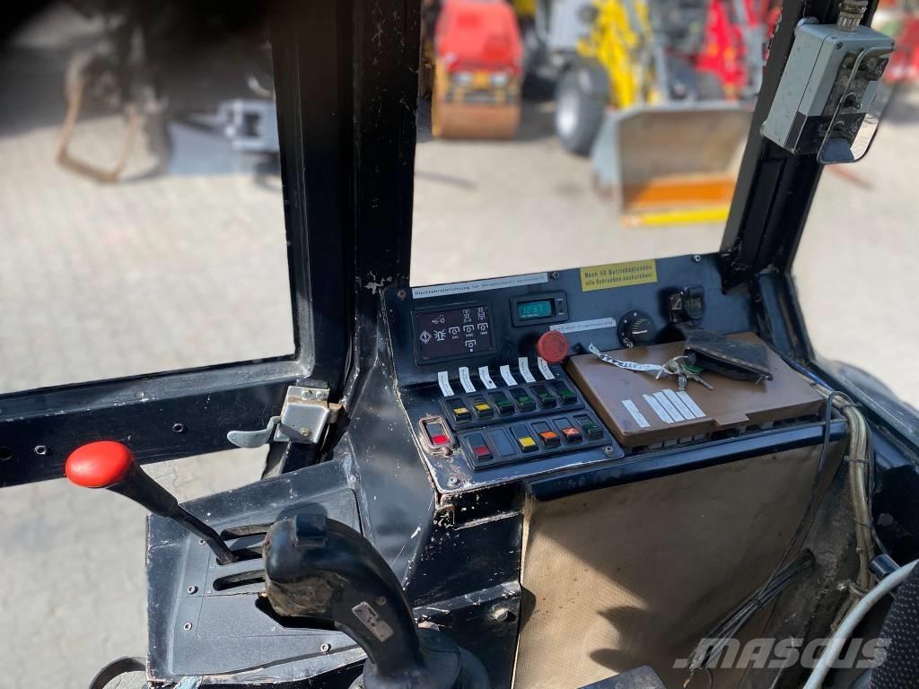 John Deere 6400 林業用曳引機