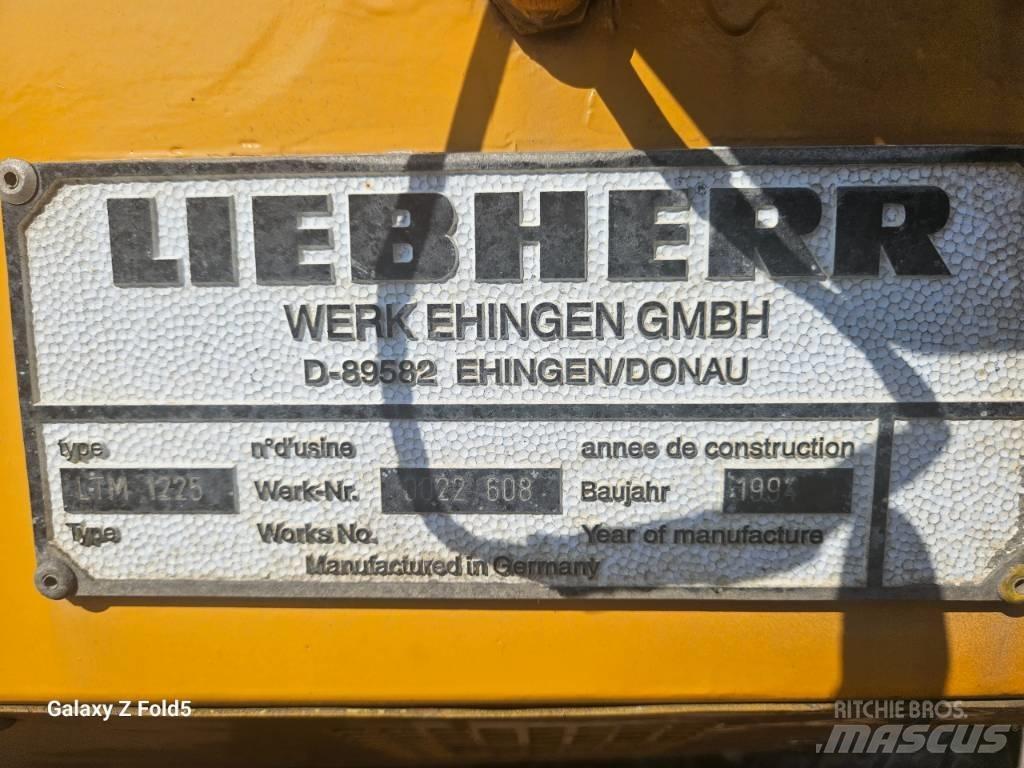 Liebherr LTM1225 全路面起重機/吊車
