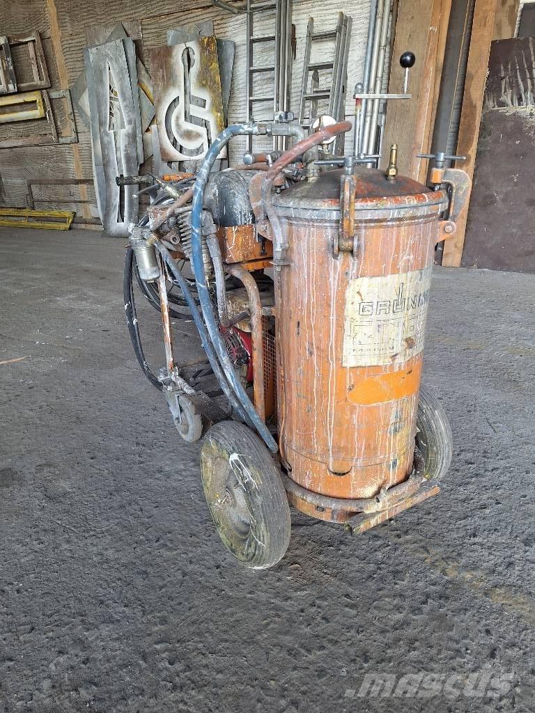  Grun 其他地面照料機械