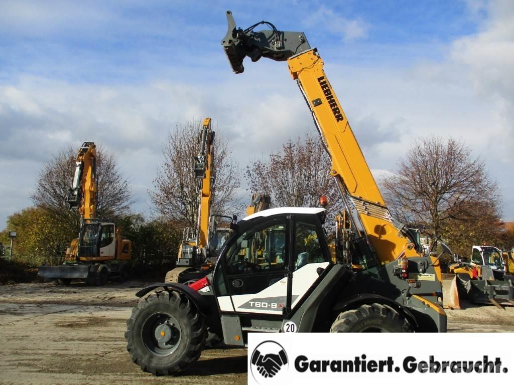 Liebherr T 60-9s 伸縮臂操作車