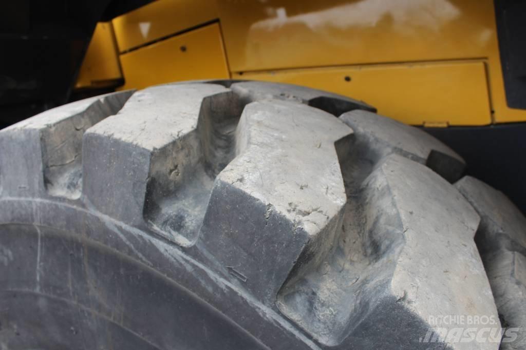 Komatsu WA 470-6LC 輪胎式裝載機