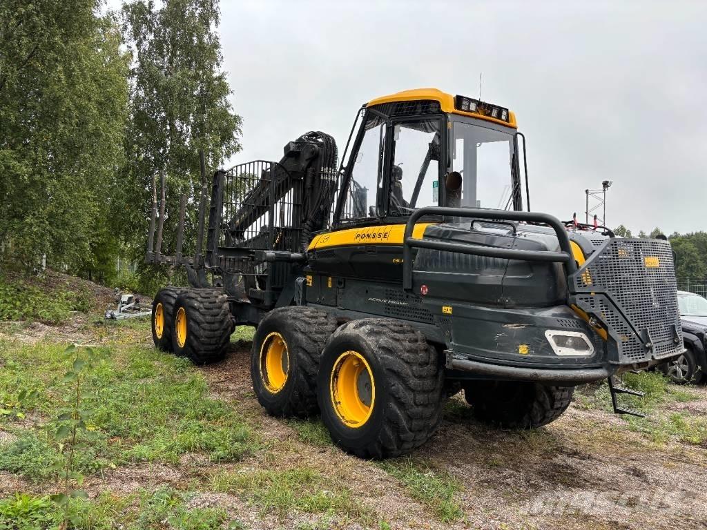 Ponsse Buffalo 8W 集運機