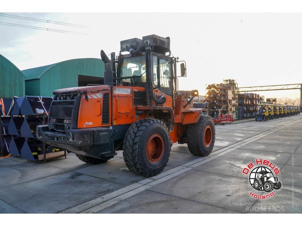 Doosan DL250 輪胎式裝載機