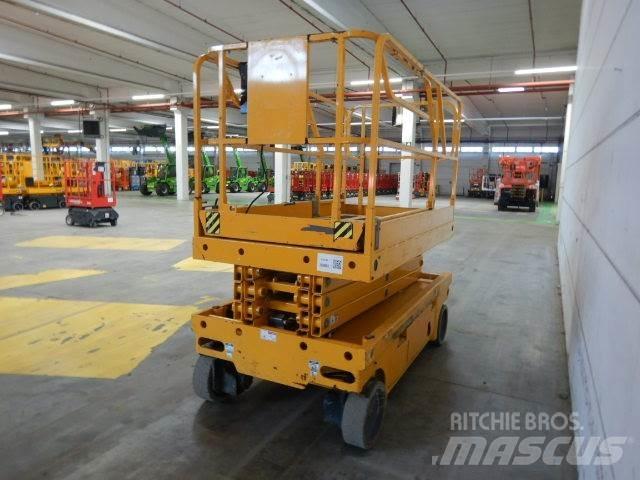Haulotte Compact 10 剪式升降機