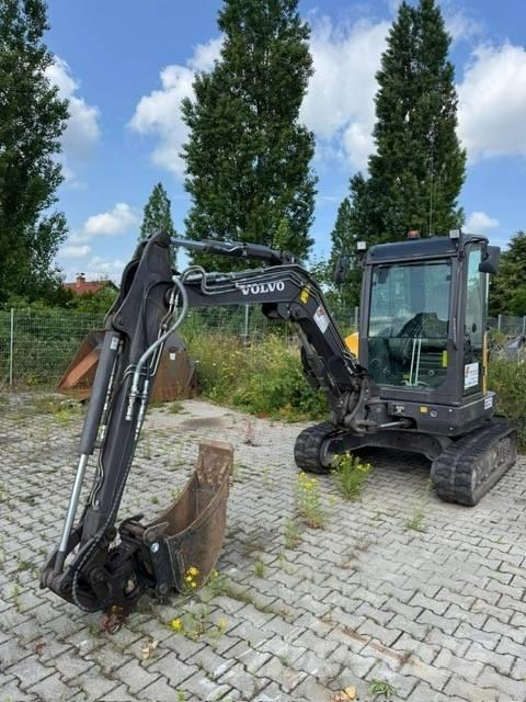 Volvo ECR35D 小型挖土機/掘鑿機<7t(小型挖掘機)