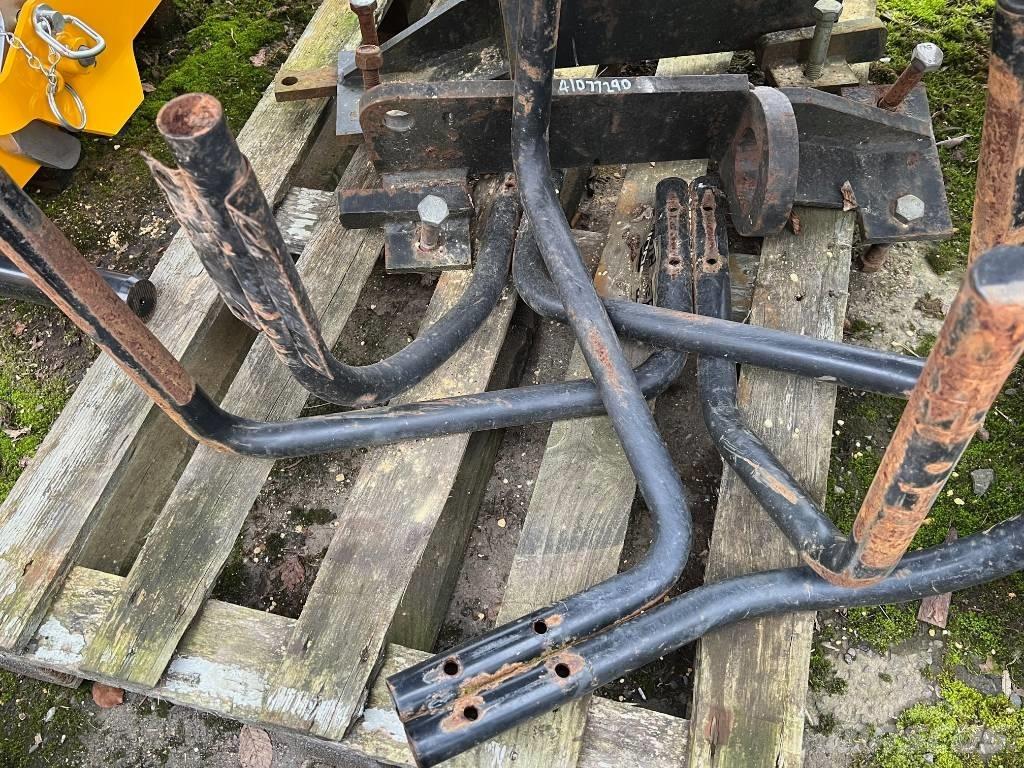 JCB Q FIT FORKS 其他裝載挖掘裝置和配件