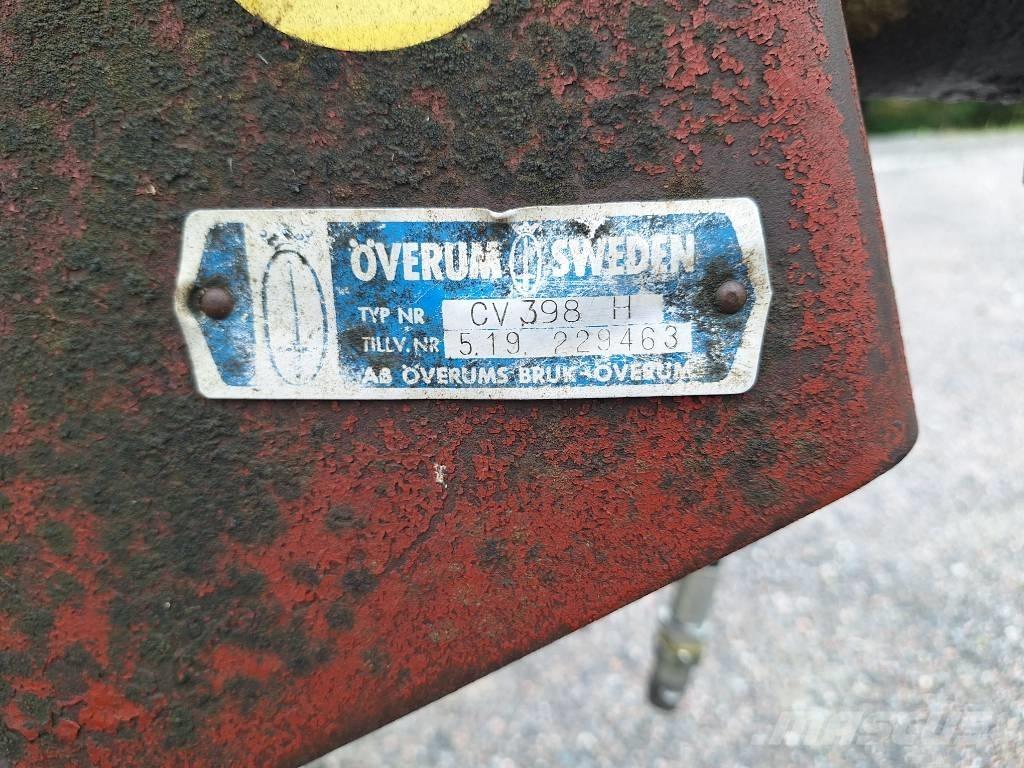 Överum CV 398H 雙向犁