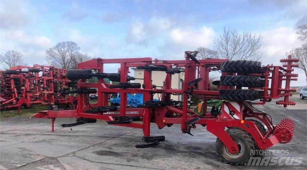 Horsch Tiger 4AS 中耕管理機