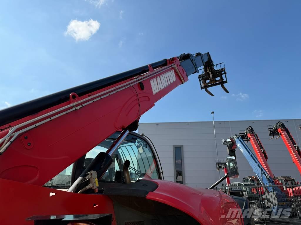 Manitou MT 1840 伸縮臂操作車