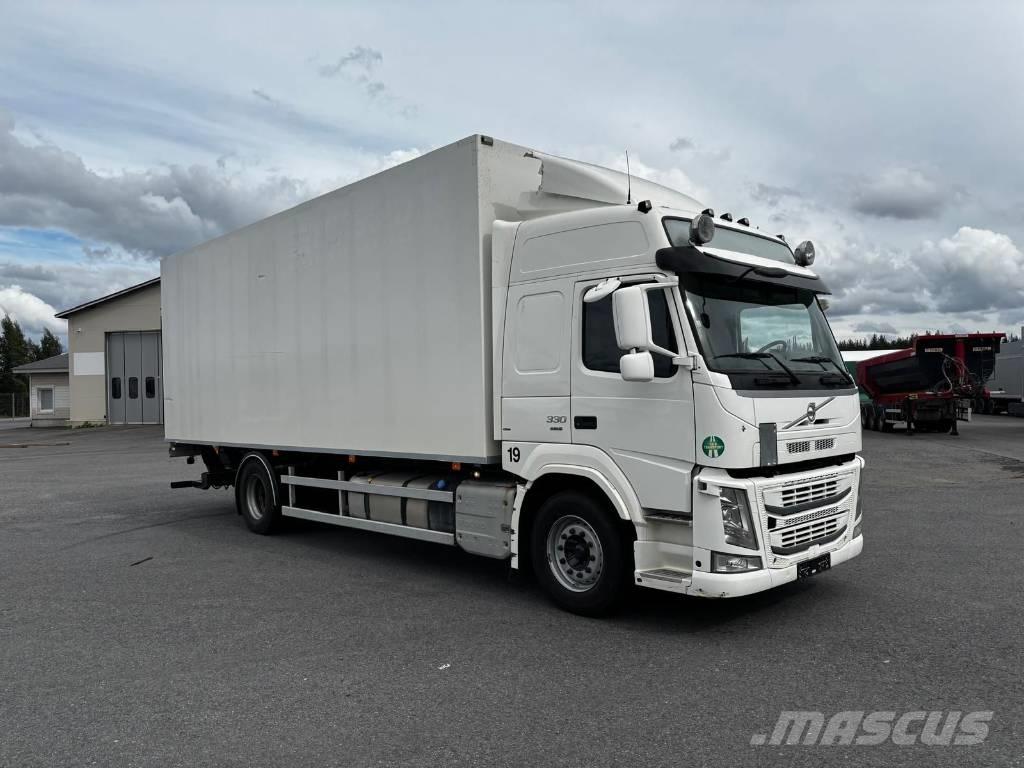 Volvo FM 330 貨箱式卡車