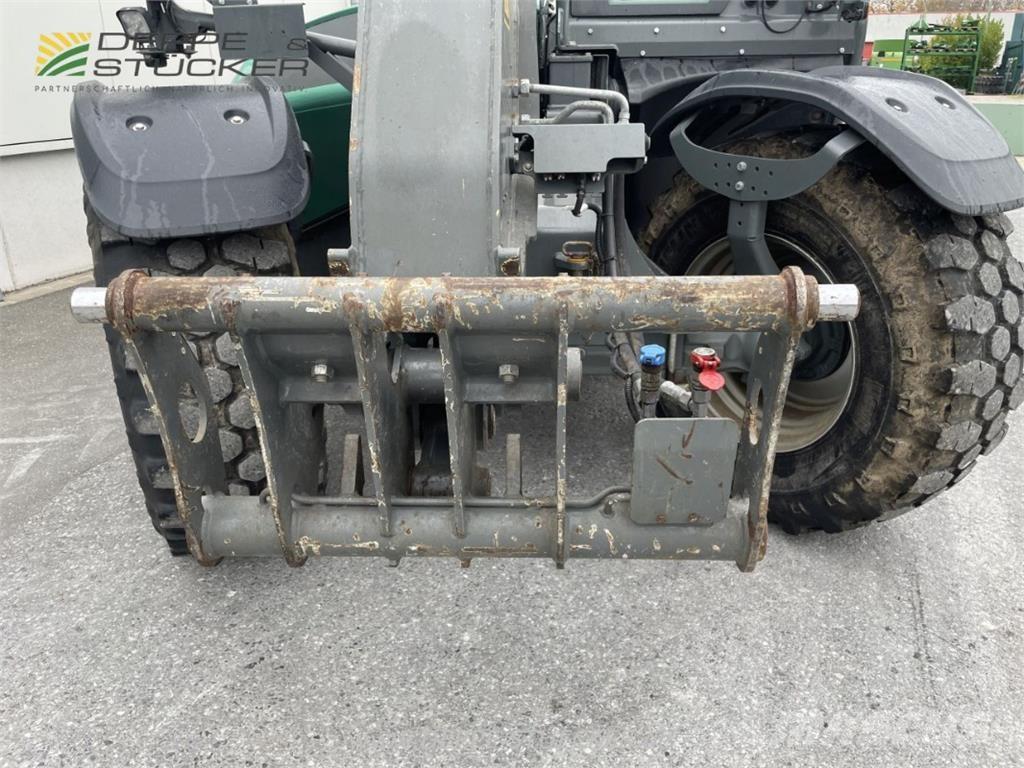 Kramer KT407 伸縮臂操作車