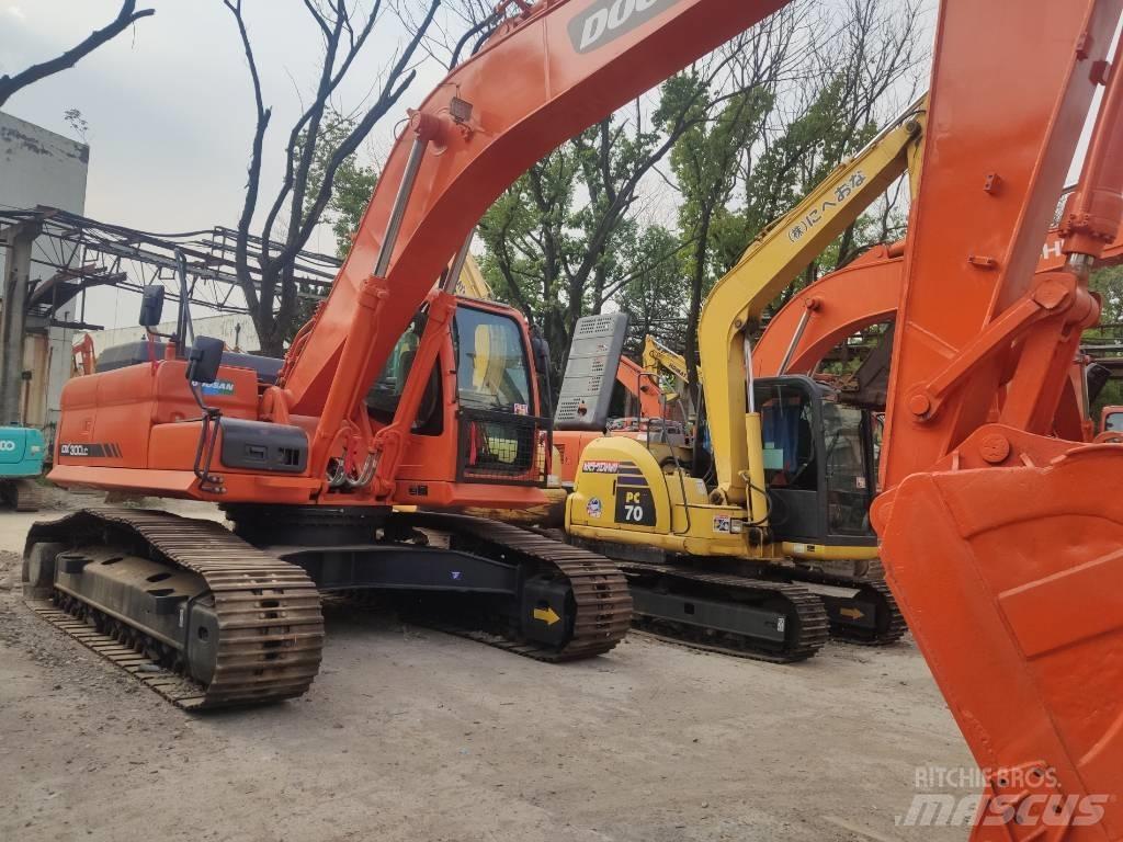 Doosan dx300 履帶式 挖土機/掘鑿機/挖掘機