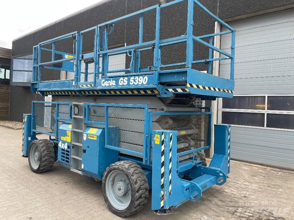 Genie GS5390 剪式升降機