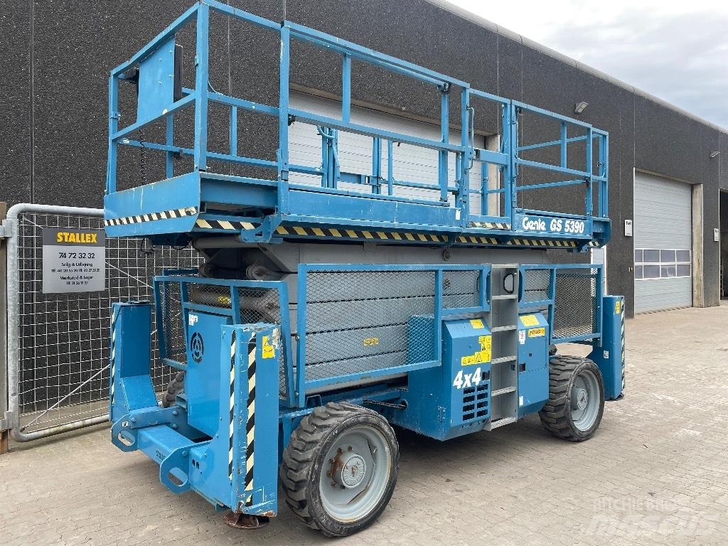 Genie GS5390 剪式升降機