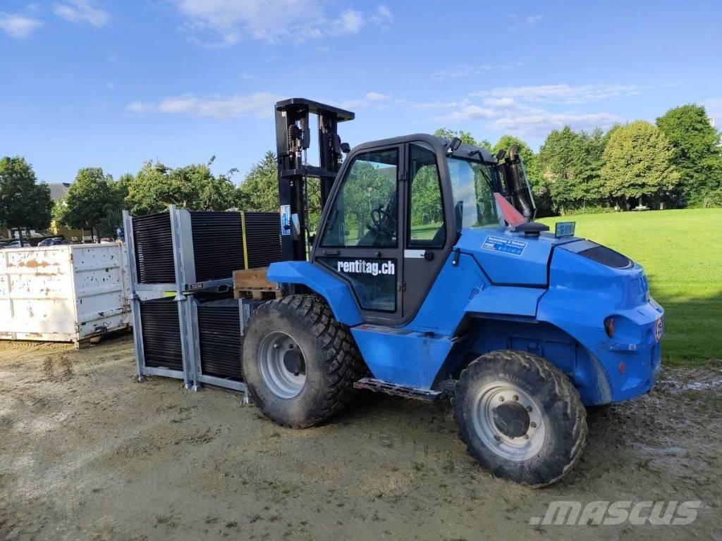 Manitou M30-4 柴油卡車