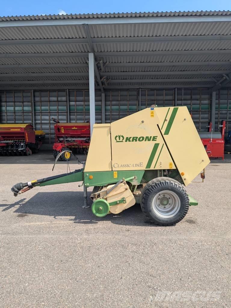 Krone KR 130 圓型牧草打包機