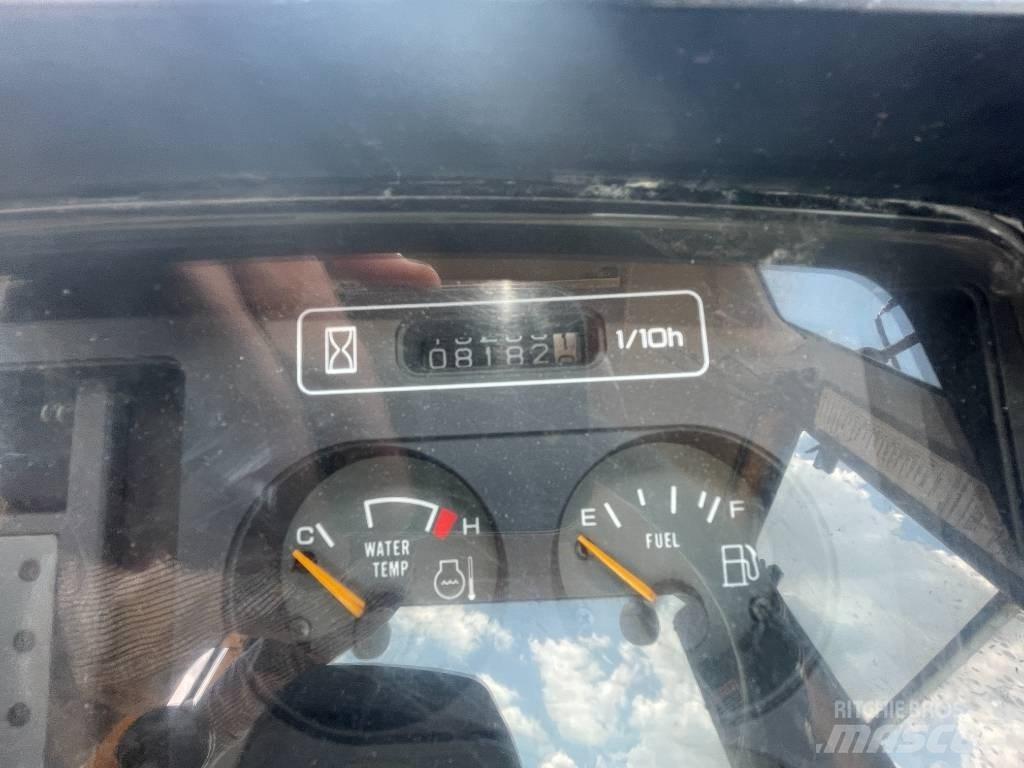 Kawasaki 80 Z V-2 輪胎式裝載機