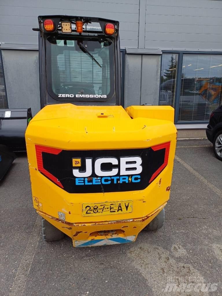 JCB Teletrukki 電動堆高機