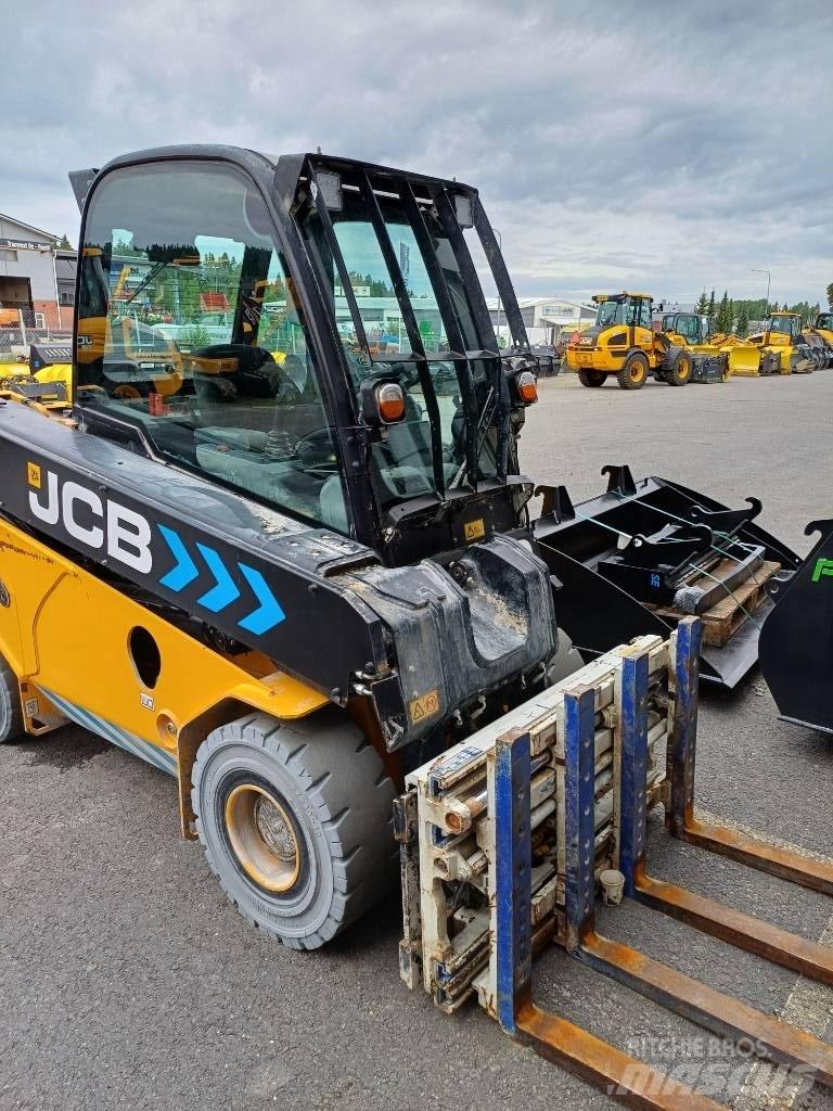 JCB Teletrukki 電動堆高機