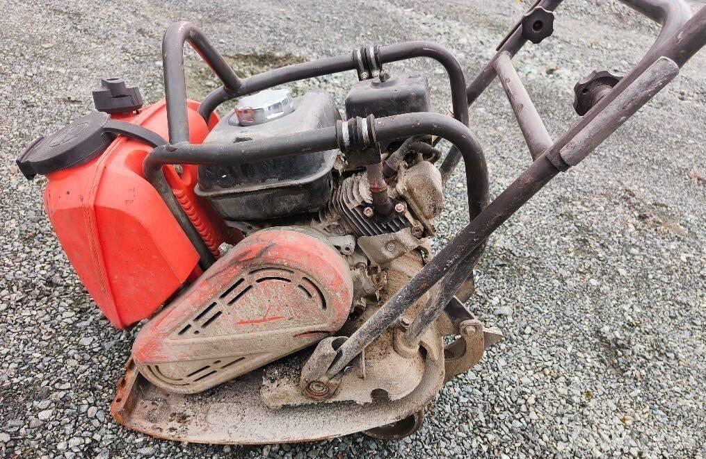 Husqvarna LF 7S 夯實機(夯土機)