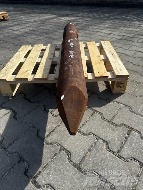 Rammer 135 MM 鐵鎚/碎石機