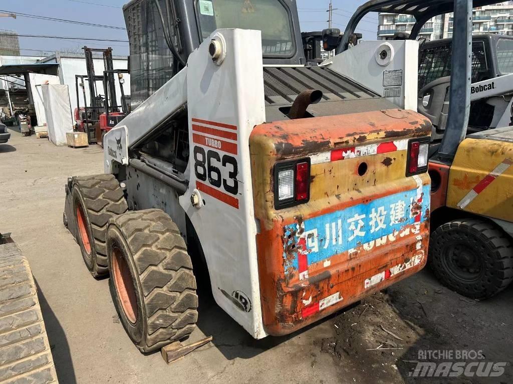 Bobcat S863 滑移轉向裝載機