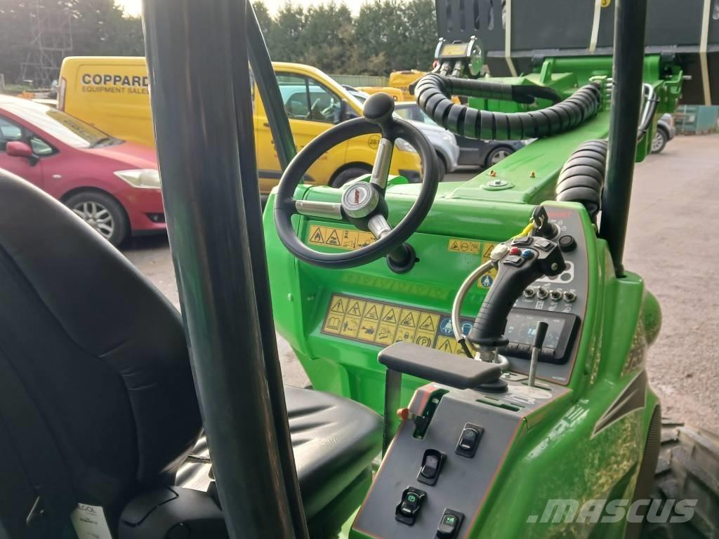 Avant 755i 小型裝載機