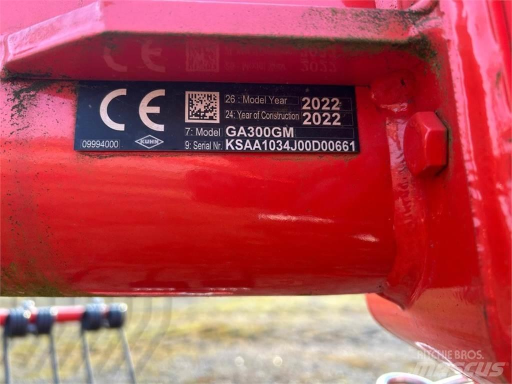 Kuhn GA 300 GM 收割列行機(撒布機)
