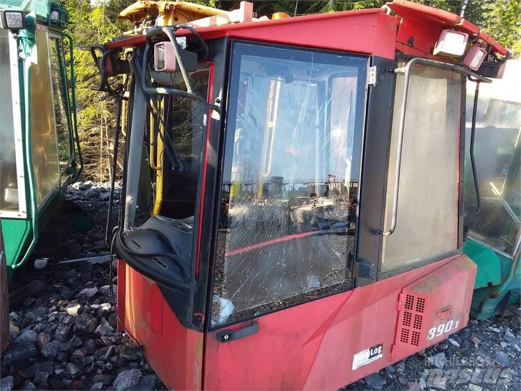 Valmet 890.1 駕駛室與內部