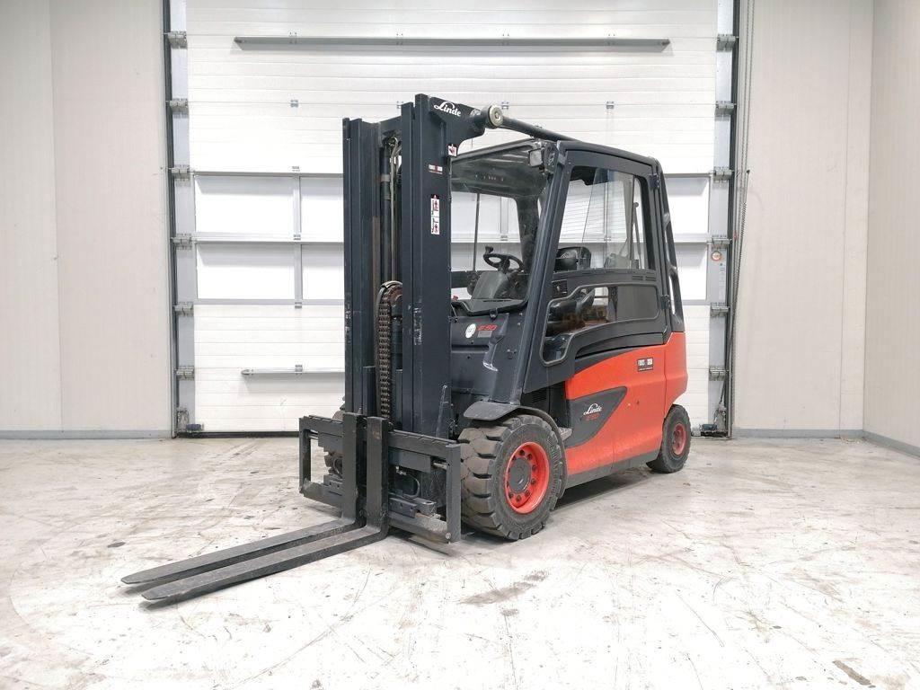 Linde E50HL-01 電動堆高機