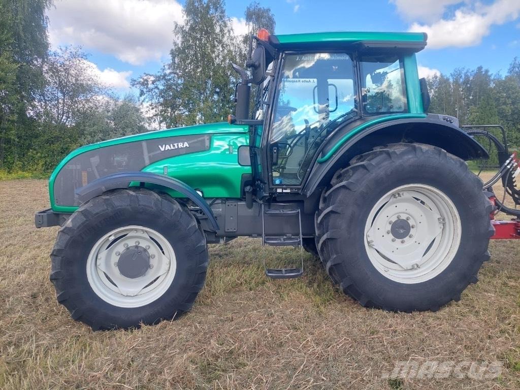 Valtra T 171 H 曳引機
